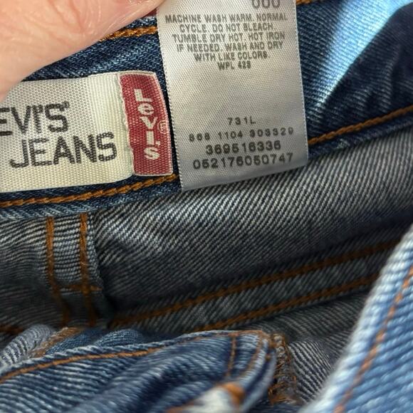 Vintage Levi’s 550 Denim Jean Shorts Women’s Size 16 - Picture 4 of 4